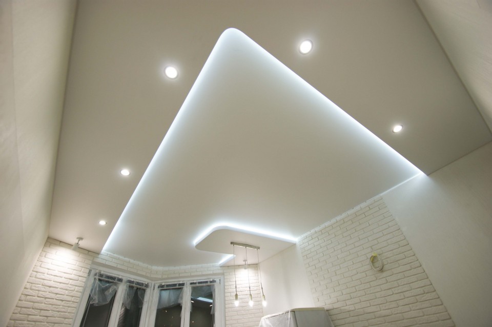 Заказать парящие натяжные потолки в г. Никольск